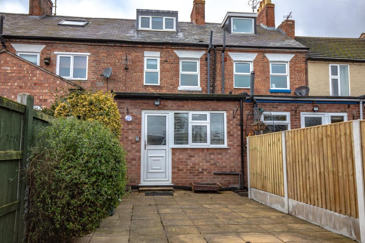 Pass The Keys 3 Bedroom Within Walking Distance Of Town Holiday home