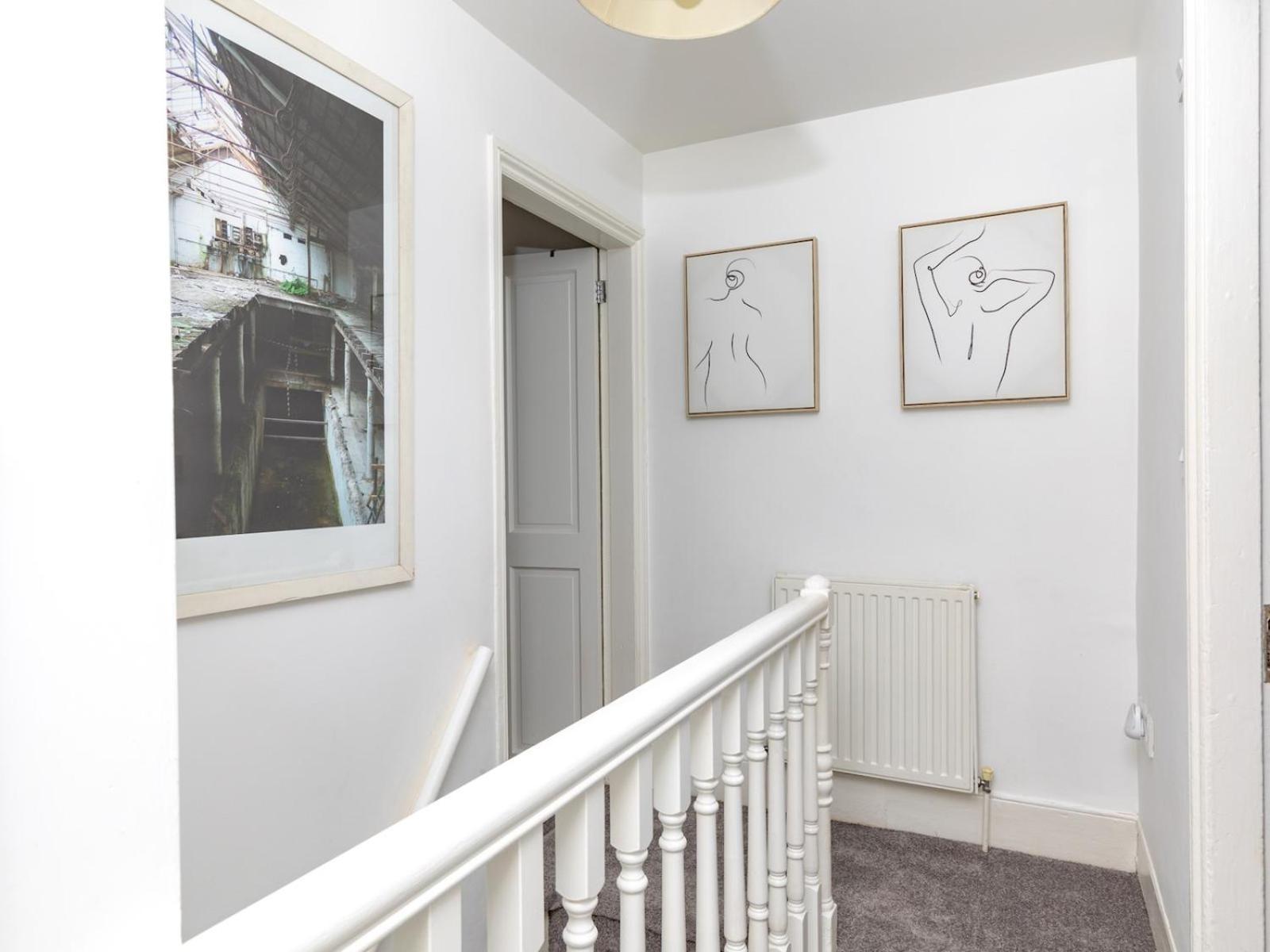 Pass The Keys 3 Bedroom Within Walking Distance Of Town Shrewsbury