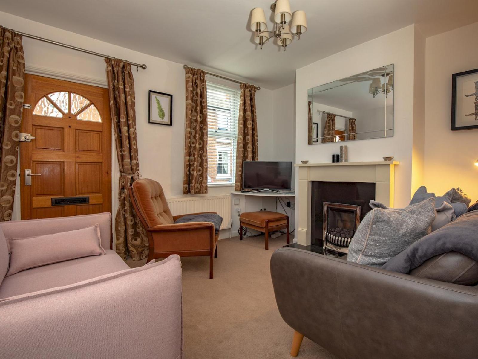 Pass The Keys 3 Bedroom Within Walking Distance Of Town Shrewsbury